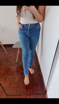 Showing off my favourite sandals 