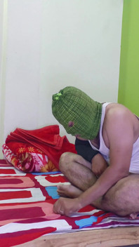 Dicke möpse, desi kamwali bai, verführt von ihrem hausbesitzer