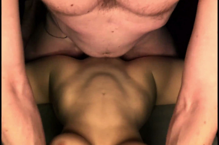 Gino Escalero: ฉันเย็ดตุ๊กตาซิลิโคนของฉันและแตกในหีเธอ / ผู้ชายเย็ดตุ๊กตา