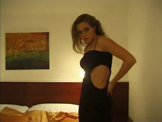 Flash Model Amateurs: Stockinged teenage goddess in erotic solo scene
