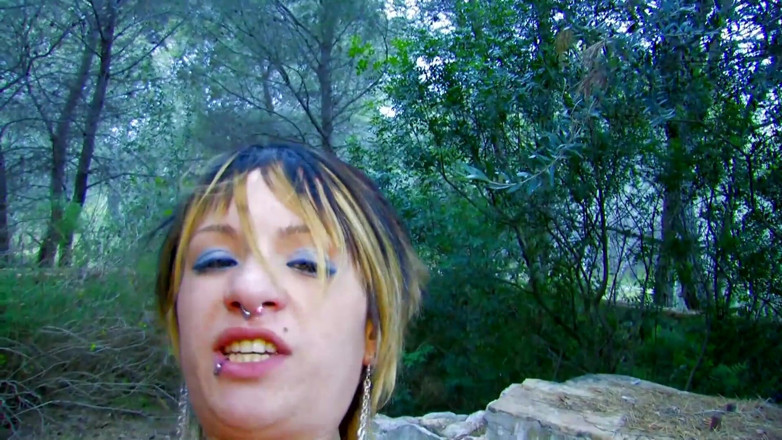 Real Home Made: Tattooed girl pussy fucking cock sucking in the forest