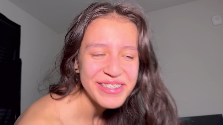 Face fucking king: สาวอายุ 18 ปี ใส่เหล็กจัดฟัน โดนเย็ดคอและกระแทกหีอย่างโหด