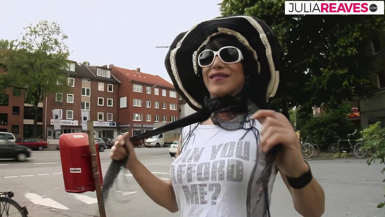 Horny Shemales: Tesão transsexual solo provocação acidente vascular cerebral &amp;gozada com seu pau...