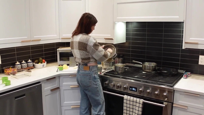 Harley Sin: Cozinha com Harley Mac N Cheese Edition