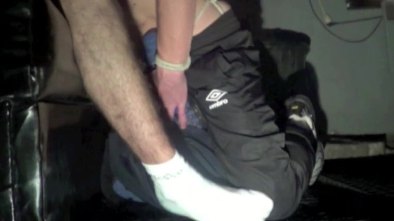 Sneaker gay: ふしだらな女豚使用によってスカリーボーイの奥の部屋
