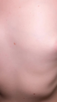 Toket kecil adik tiriku dicrot sperma hangat!
