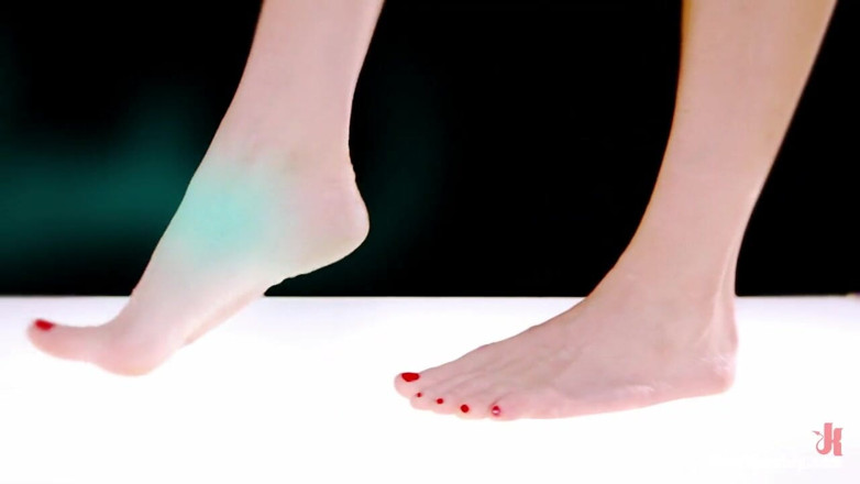Foot Worship by Kink: สาวๆ ในแดนเท้า