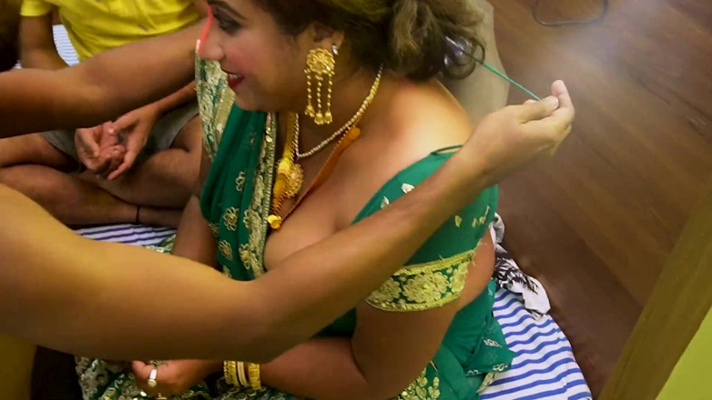 Queen star Desi: Bhabiji ke sath dono devor mil kor mast chudai kia, хардкор, тріо