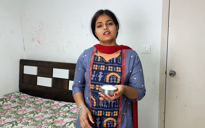 Sexy Komal: Komal's Neighbour Came to Ask for Sugar, but May Had...