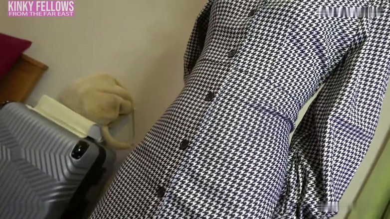 Asian cutie: Родзинка без цензури - цьогорічна топ-красуня, очікуючи, що мачуха втягнута в заборонений, інтенсивний приватний роман