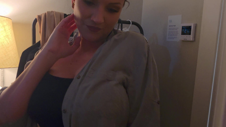 JoleeLove: Roomservice Special