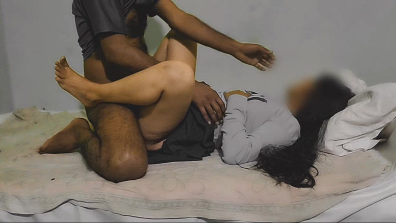 Housewife 69: Village Couple Horny Sex in Day