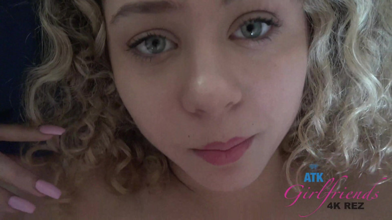 ATK Girlfriends: Virtuální dovolená