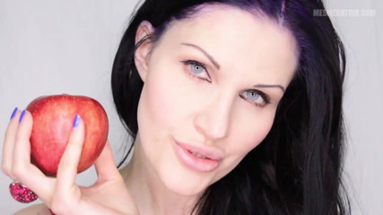 Lady Mesmeratrix Official: Erotic apple