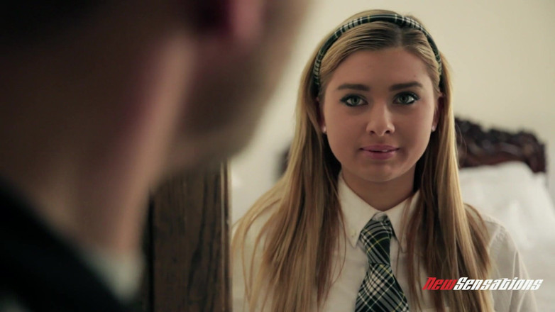 New Sensations: Molly Bennett - brudna mała studentka Stories # 04