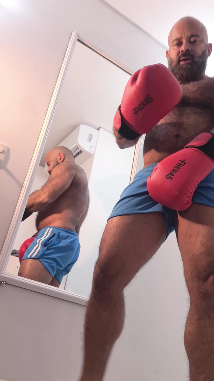 Punchbagplz: (surowe wideo) POV Naughtybearbr Vs Ty