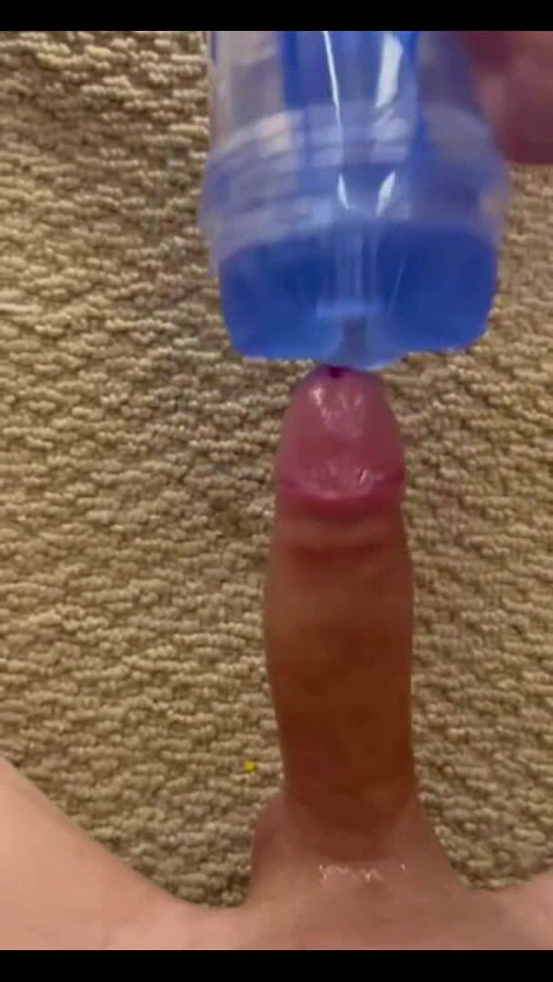 qaz11: 내가 요를 어떻게 따먹는지 상상해