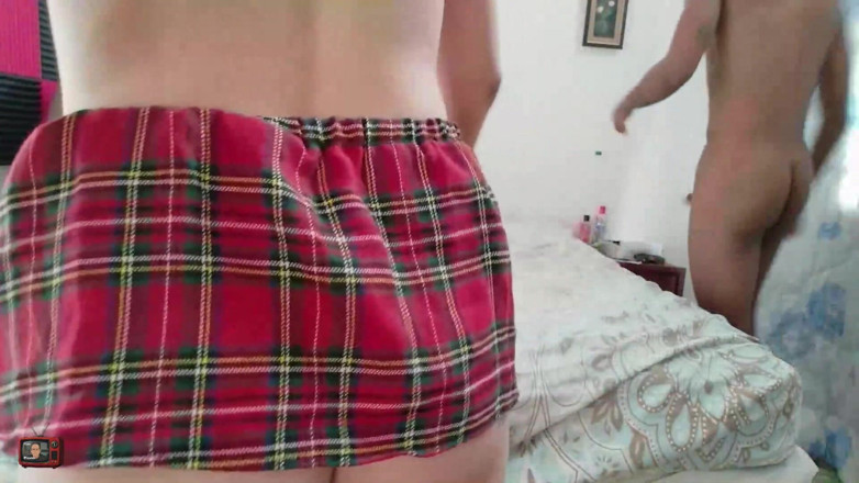 WhiteMasterHDTV: 2 garotas brancas recebem dupla equipe de black bulls