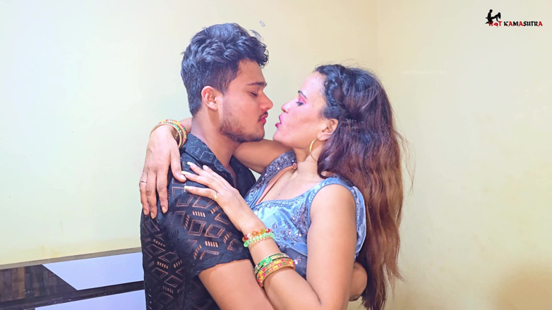 HOTKAMASUTRA: Cum in the Pussy of Desi Bhabhi