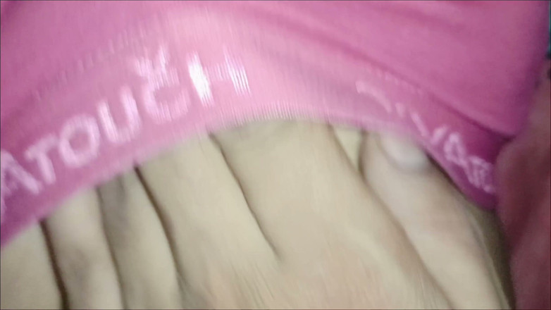 Sakribhai139: Když viděl Pánova prsa, tekla voda z jeho ptáka.