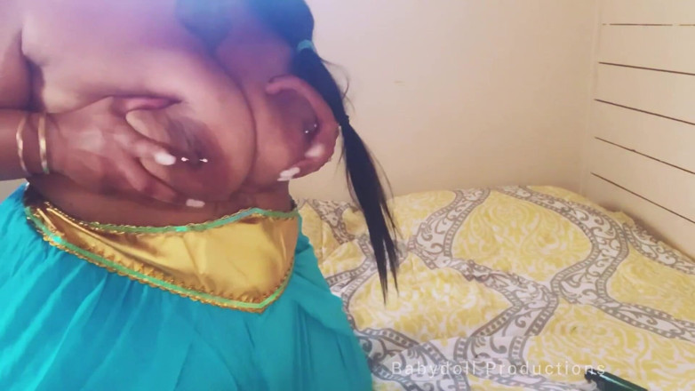 Baby doll xxx: Malam Arab panas