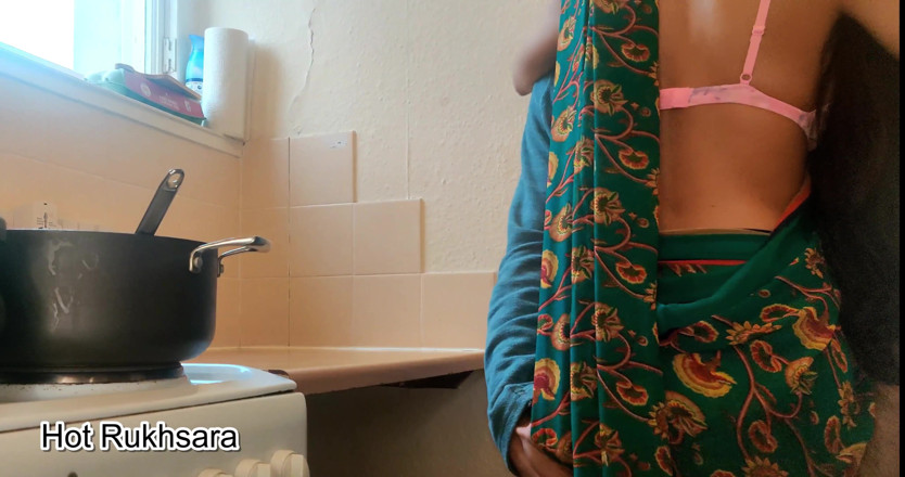 hot_rukhsara: Unsatisfied Girl Has an Affair and Fucked Hard with Neighbour...
