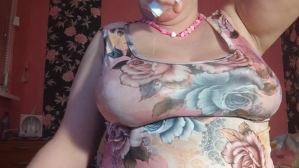 Putarankahotmilf: Striptease,oil,water,pee,lotion wet play