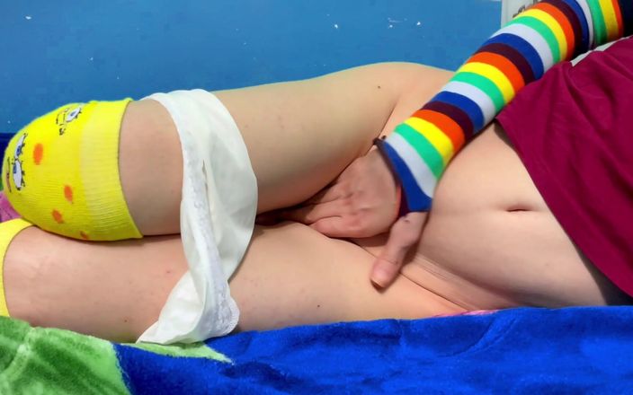 top femboy: Orgasme iranien mains libres