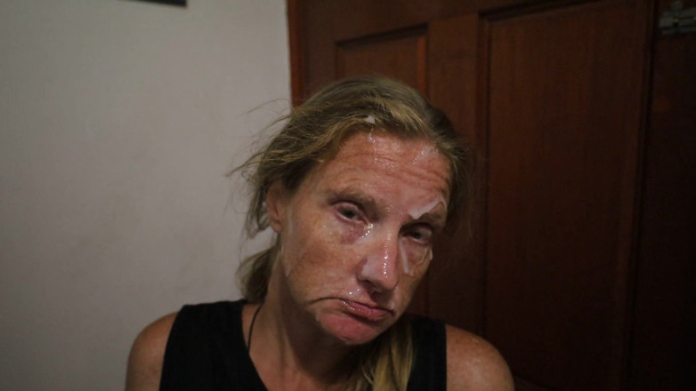 Nasty Moms: Bini lori jahat dikongkek tekak kasar dan pancutan muka yang...