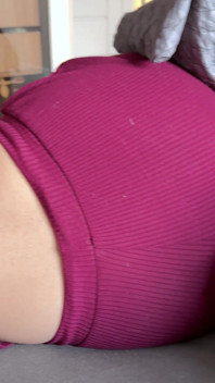 Stepsister Caught Me Jerking off on Her Big Ass and Get Horny so I Hard Fuck Her and Huge Cumshot on Pussy