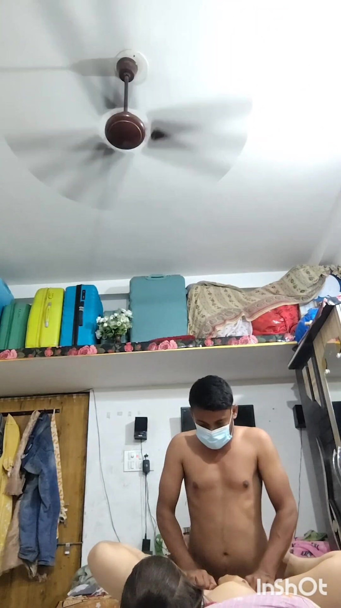 HOTWIFE69: Une femme sexy se fait baiser jusqu’à l’os pour satisfaire...