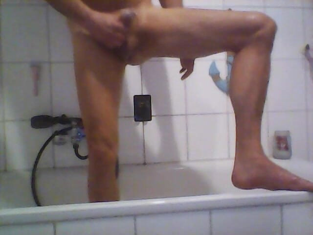 T0y b0y: 보지를 핑거링하는 거유녀