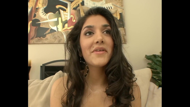 Blitzporn: Leah Jaye: Uma Bunda Redonda Perfeita Para Um Grande Galo...