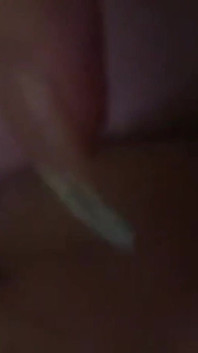 큰 아랍 자지를 제공하는 러시아 Tgirl의 구멍이 뚫렸어