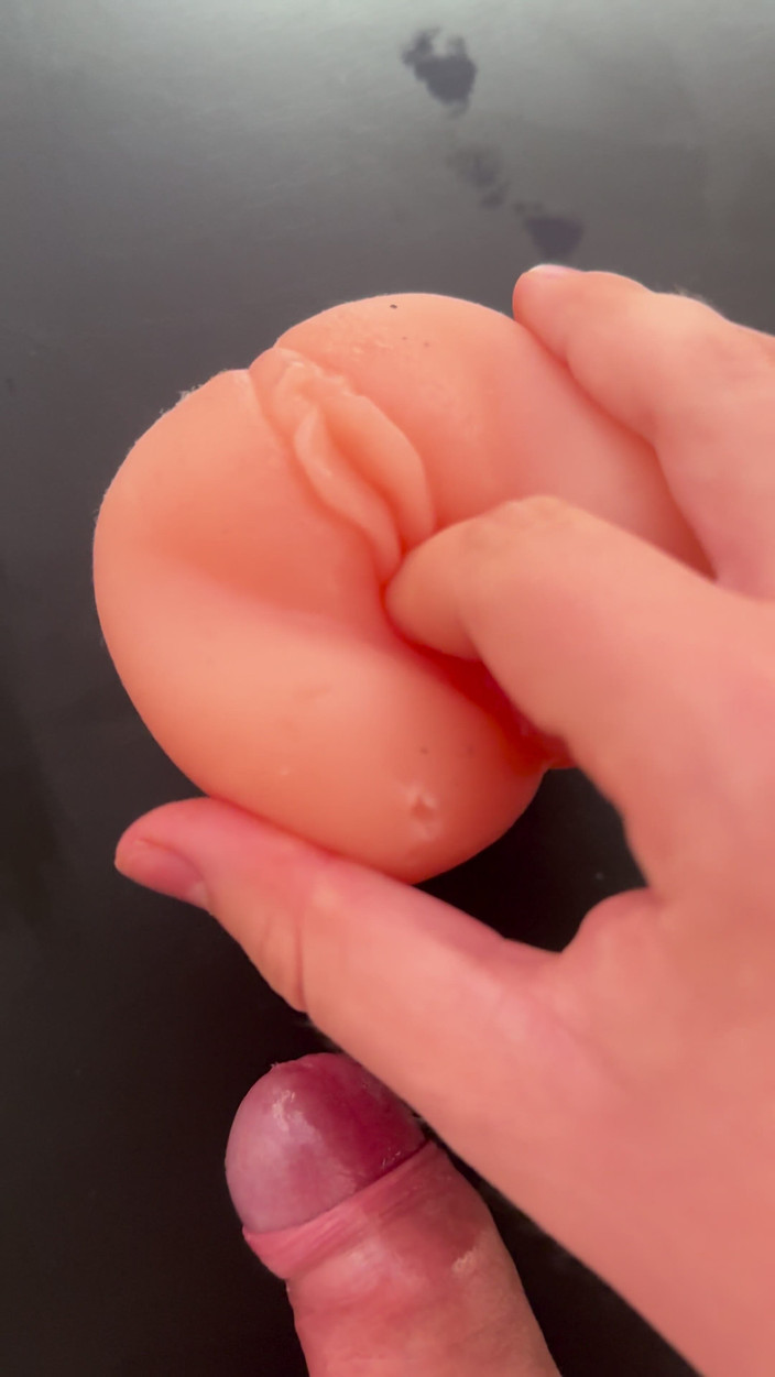 SoloEdgeMaster: Sexleksak fitta jävla och stor cumshot på fitta.