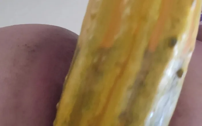 Love it to fuck me in my ass: My Lovely Fruits