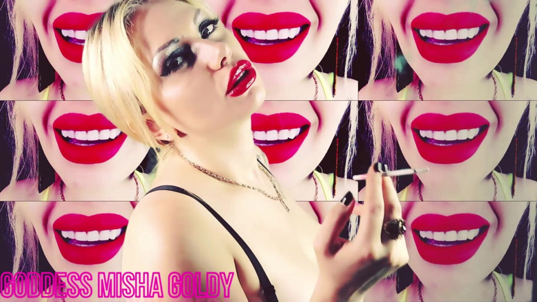 Goddess Misha Goldy: Envoûtant reprogrammation bi ! Suce-le pour ta déesse qui fume et...