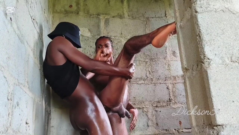 Dickass3x: Fodendo A Rainha de Lagos no Chão de um Prédio...