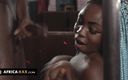 Africa-XXX: Hete seks met een rondborstige Afrikaanse stripper