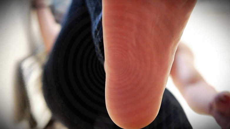 CashmasterAngel: POV jesteś suką stóp twojego szefa