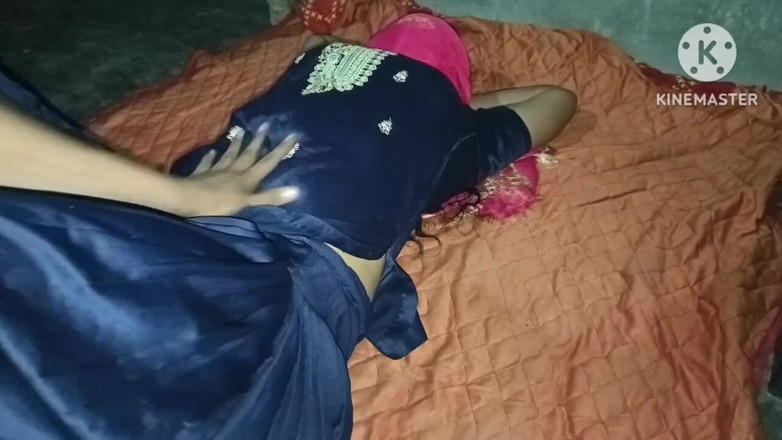 Savita5343: Desi Ex-hotwife Hardcore Fuck Doggy Style Fucking in Hindi Hot...