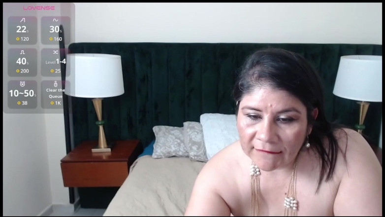 Kira Geiner: 我是个妓女，我准备好了