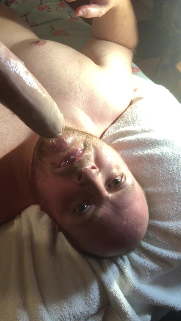 Charlieboy69: 딜도의 딥 스로트 롯