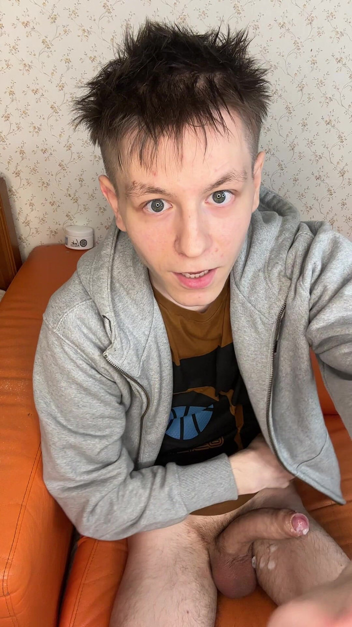 Morflot24: Кремовий член 18-річної лопне