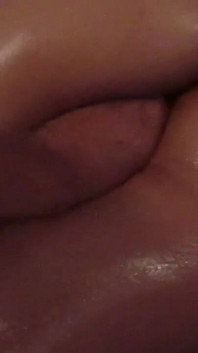 Arab MILF Fisting
