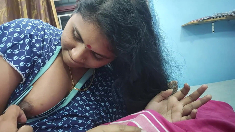 Vaishnavysharunraj: Malayali matrigna pompino caldo e cazzo con il figliastro