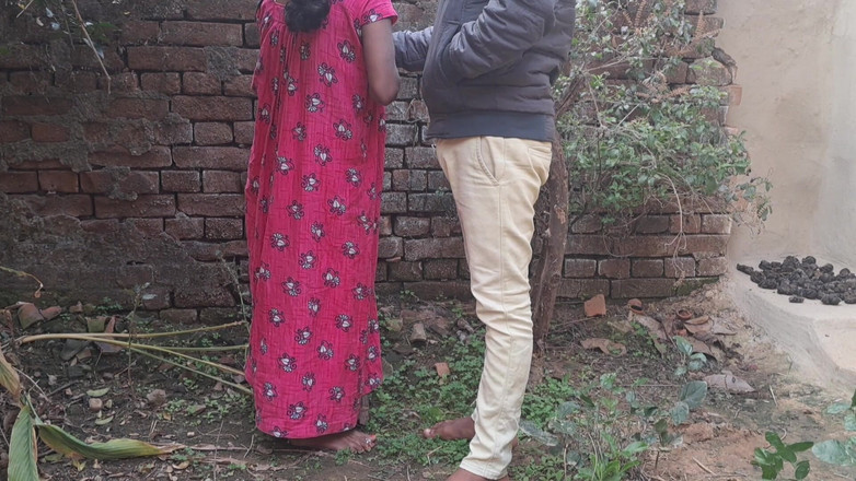 Trilokinath: Cuñada fue follada fuera de la casa