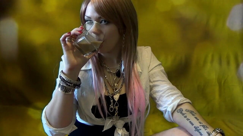 Goddess Misha Goldy: オールインゴールド 飲酒 喫煙 JOI