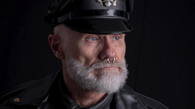 MusclesCigarsFFPig: 2 penisuri pentru prețul unuia