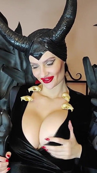 Maleficent Cadılar Bayramı